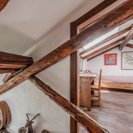 Apartment Charming In Chalet In Le Gleise - What'app - 0039-3512-039-610 - For *
